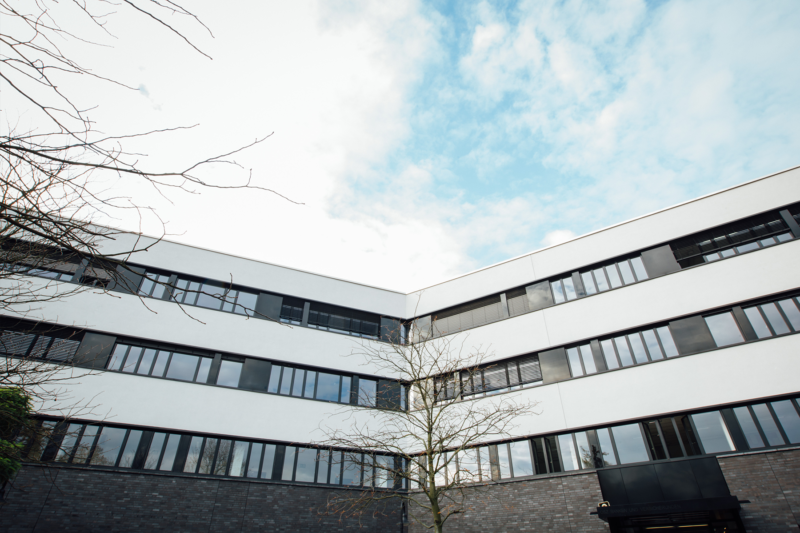 osz | OSZ Banken, Immobilien und Versicherungen
